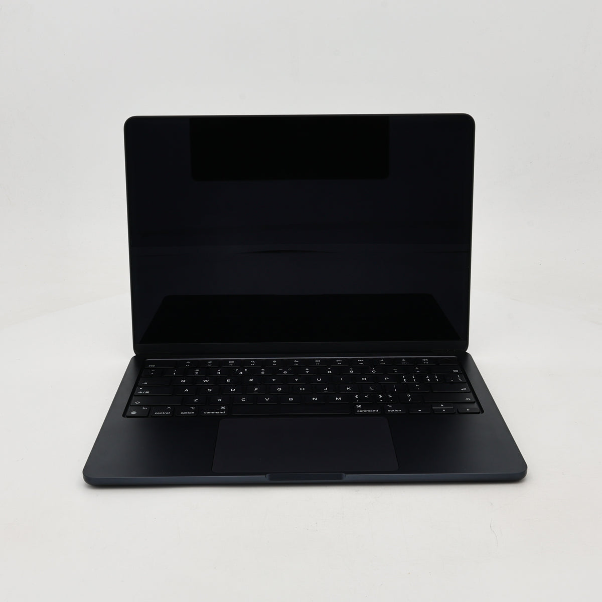 95新 Apple MacBook Air 22年 13寸 M2（8+8核） 8G RAM 256G SSD 午夜色