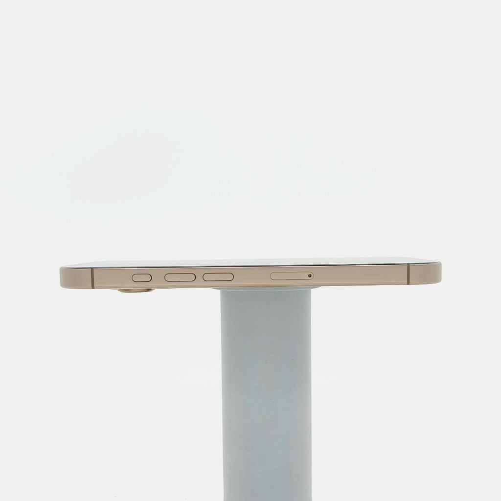 95新 Apple iPhone 16 Pro 128G 沙漠色鈦金屬 中國大陸版