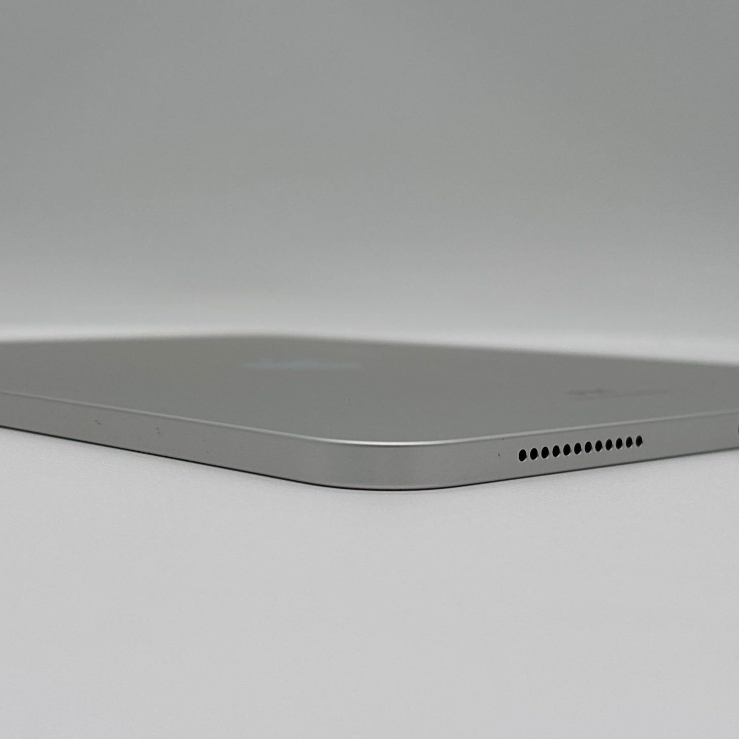 95新 Apple iPad 10代 64G 銀色 WIFI