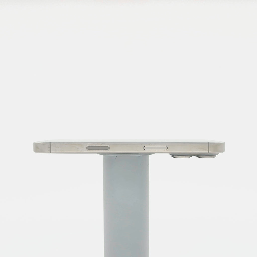 95新 Apple iPhone 16 Pro 128G 原色鈦金屬 中國大陸版