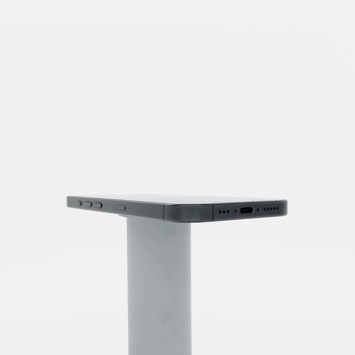 95新 Apple iPhone 16 Pro 128G 黑色鈦金屬 中國大陸版