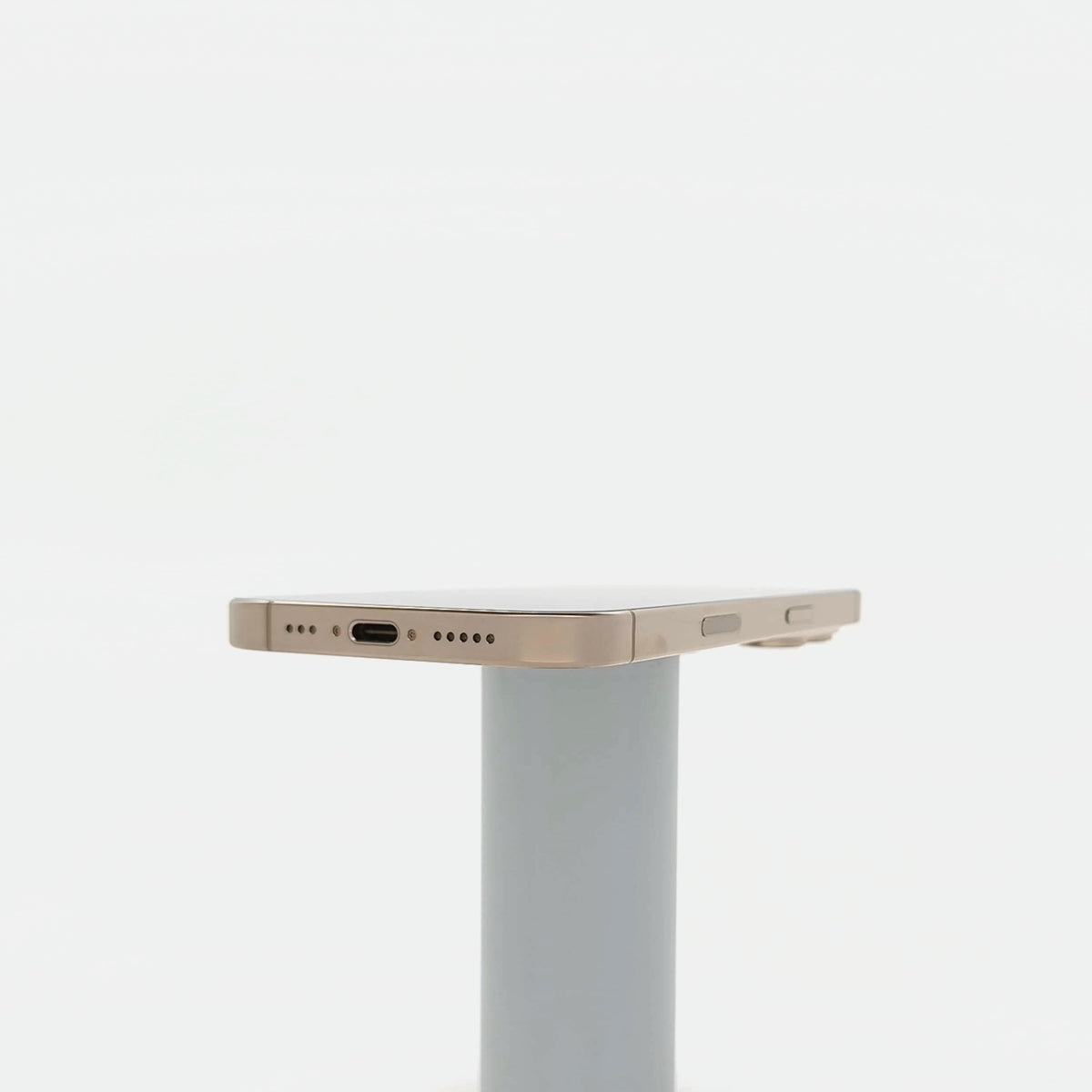 95新 Apple iPhone 16 Pro 128G 沙漠色鈦金屬 中國大陸版