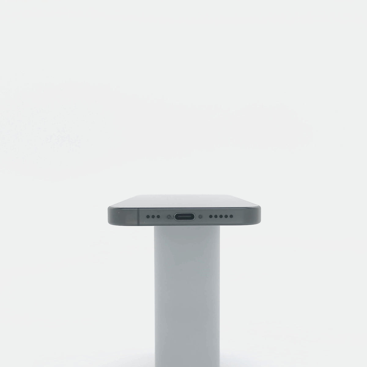 95新 Apple iPhone 16 Pro 128G 黑色鈦金屬 中國大陸版