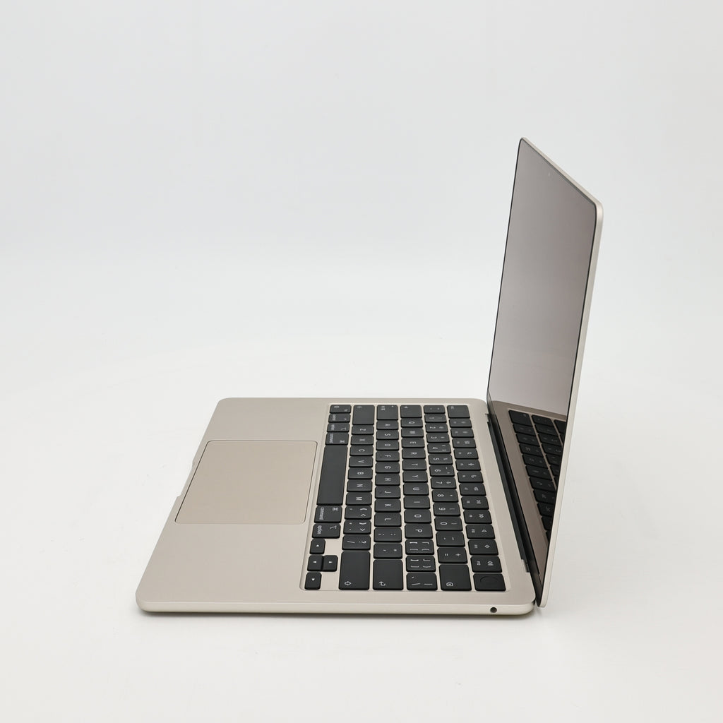 99新 Apple MacBook Air 22年 13寸 M2（8+8核） 16G RAM 256G SSD 星光色