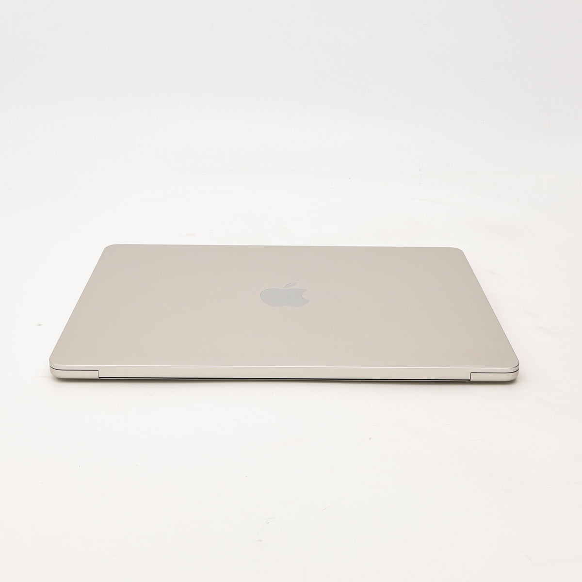 99新 Apple MacBook Air 22年 13寸 M2（8+8核） 8G RAM 256G SSD 星光色