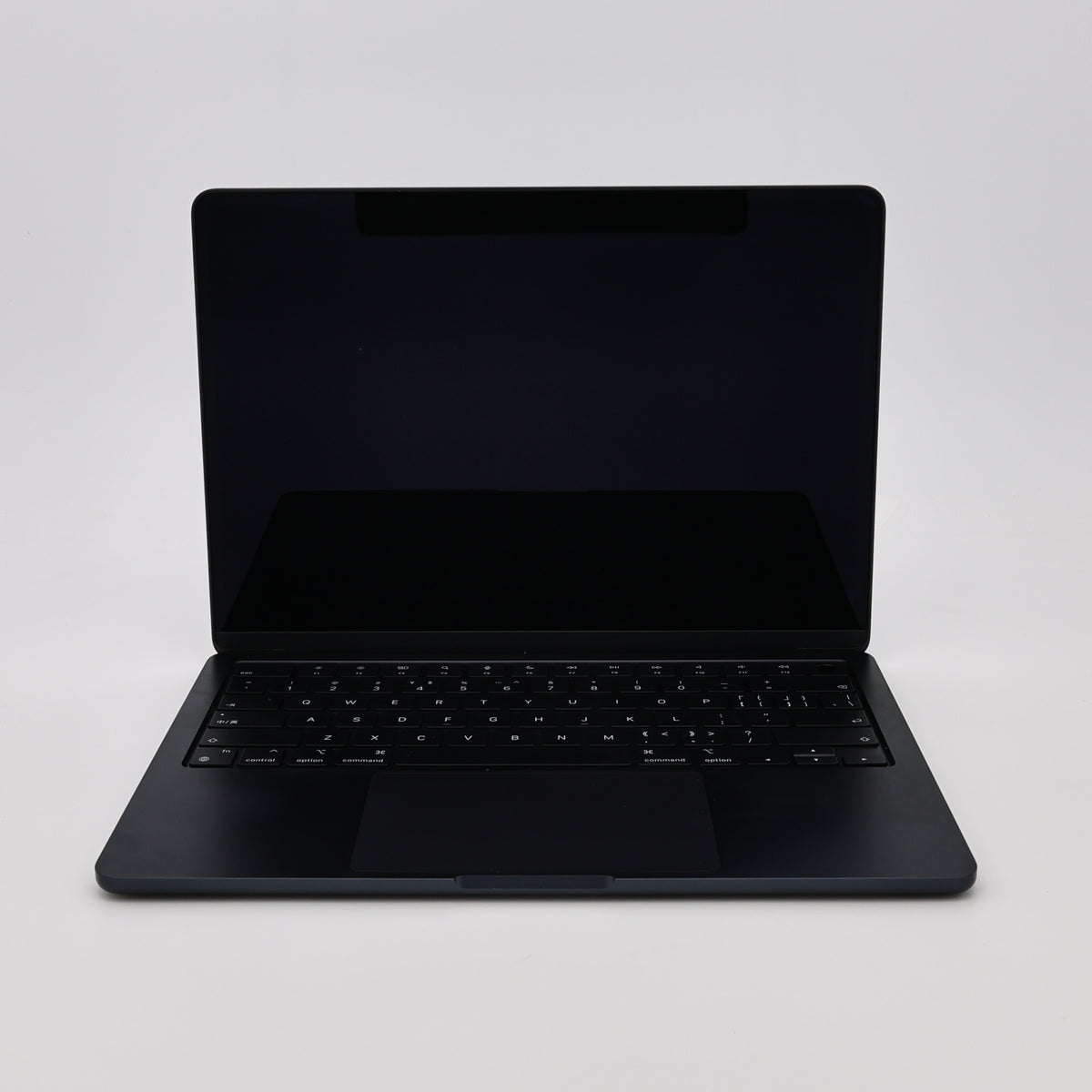95新 Apple MacBook Air 22年 13寸 M2（8+8核） 16G RAM 256G SSD 午夜色