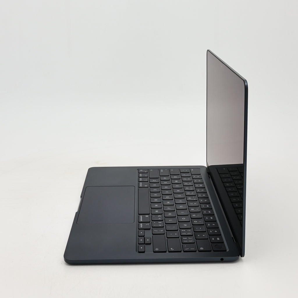99新 Apple MacBook Air 22年 13寸 M2（8+8核） 8G RAM 256G SSD 午夜色