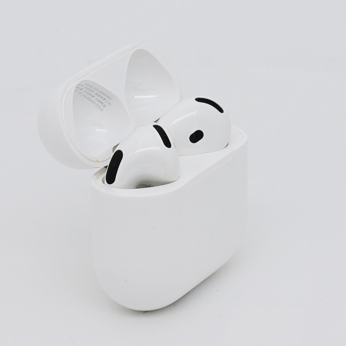 99新 Apple AirPods 4 (支持主動降噪) 白色