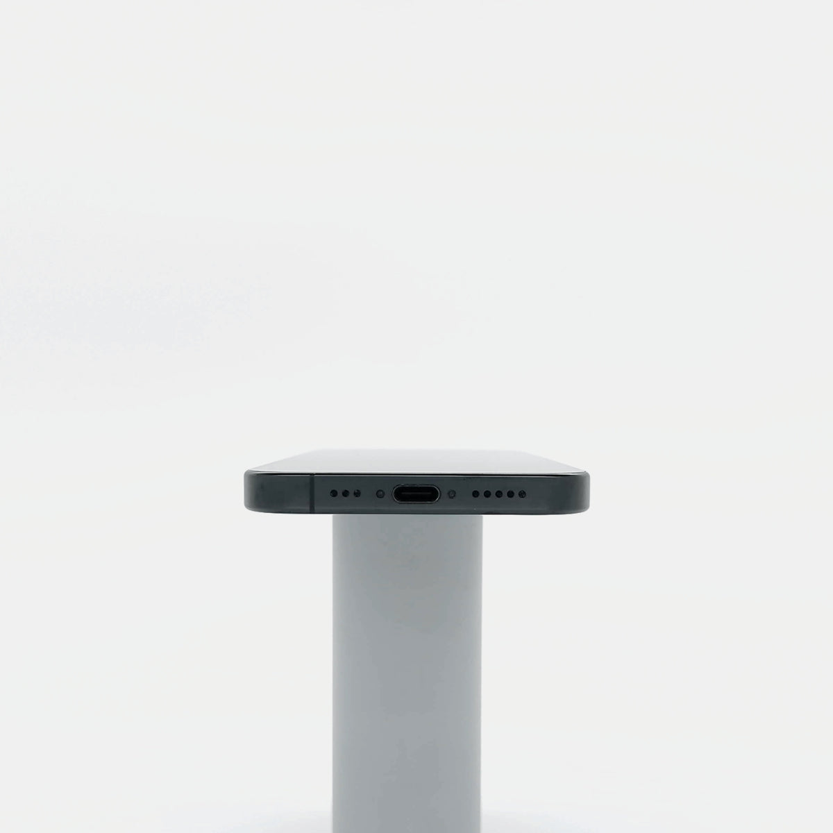 95新 Apple iPhone 16 Pro 128G 黑色鈦金屬 中國大陸版