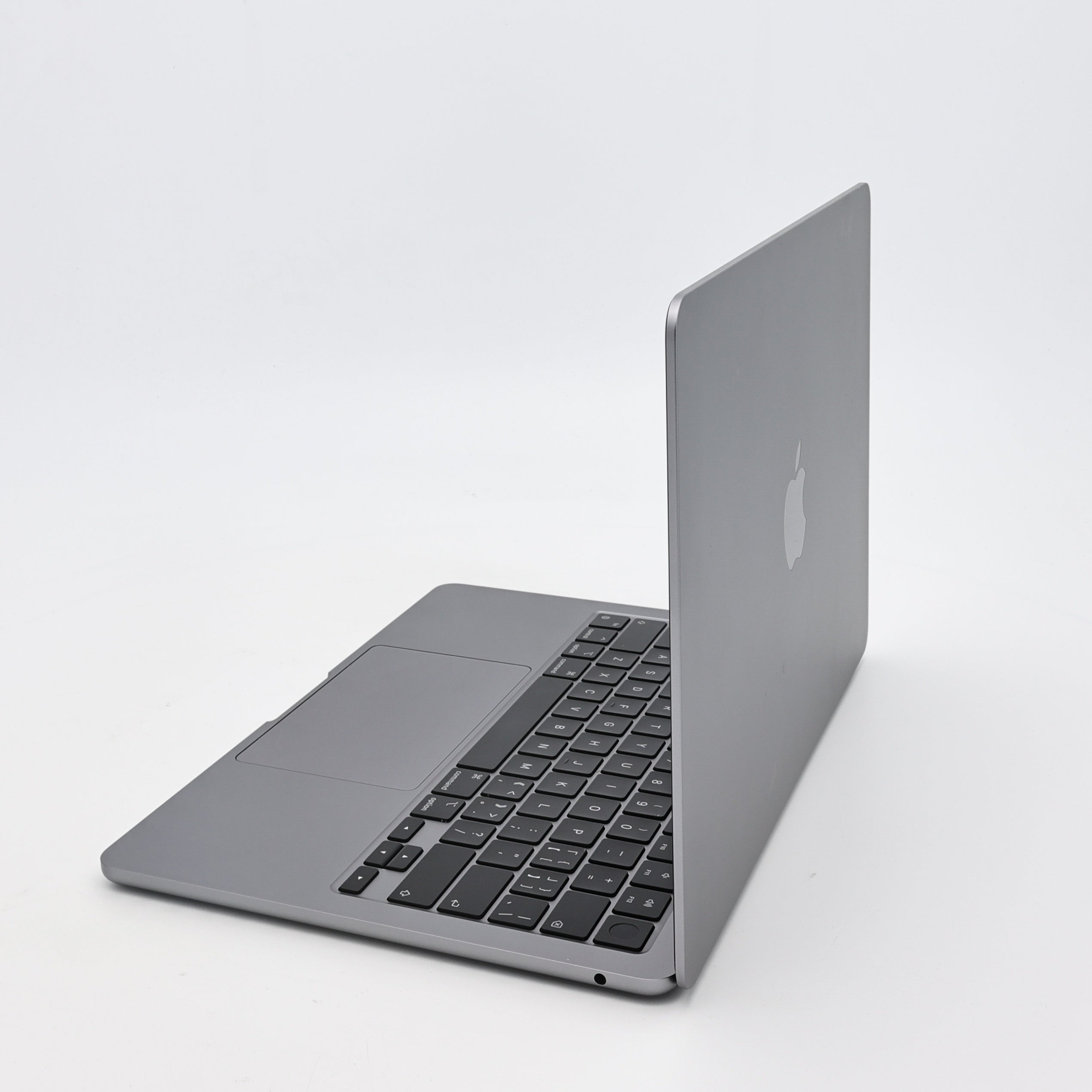 95新 Apple MacBook Air 24年 13寸 M3（8+8核） 8G RAM 256G SSD 深空灰色