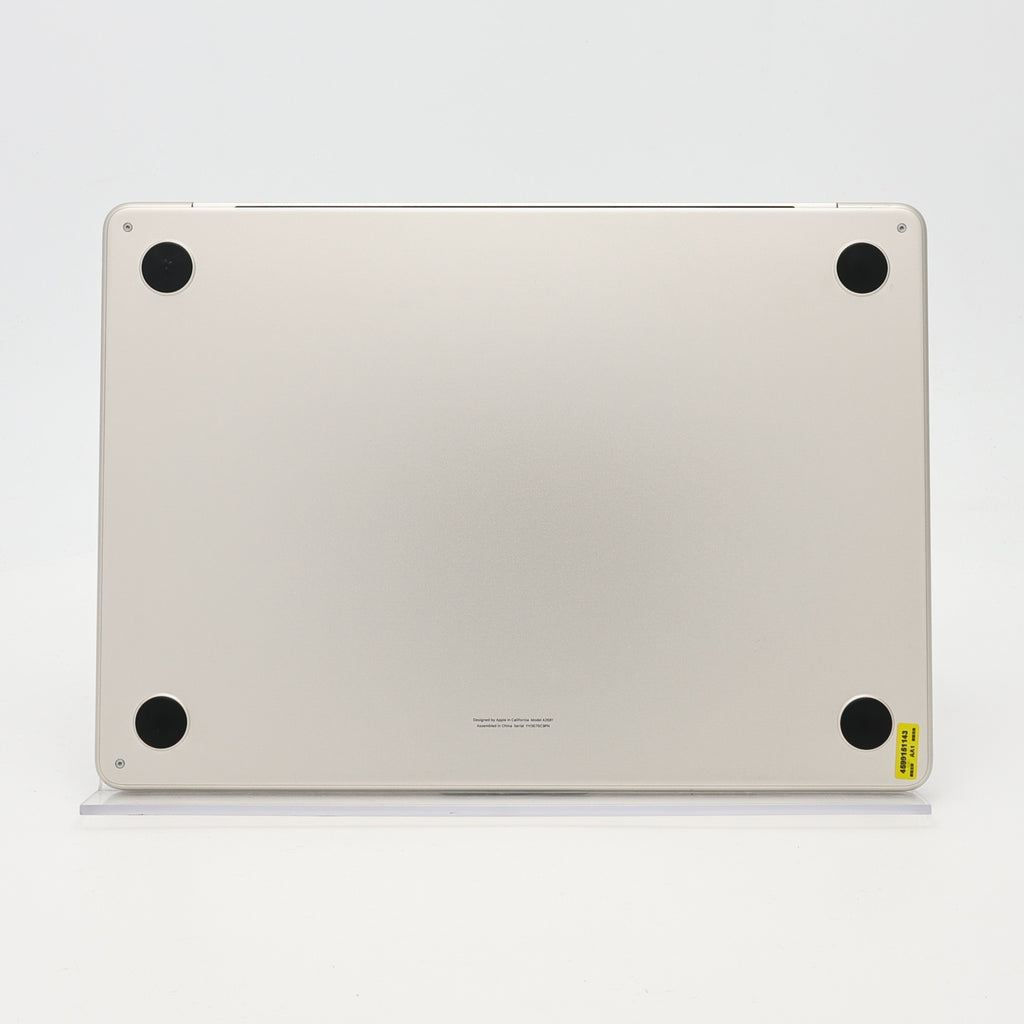 95新 Apple MacBook Air 22年 13寸 M2（8+10核） 8G RAM 512G SSD 星光色