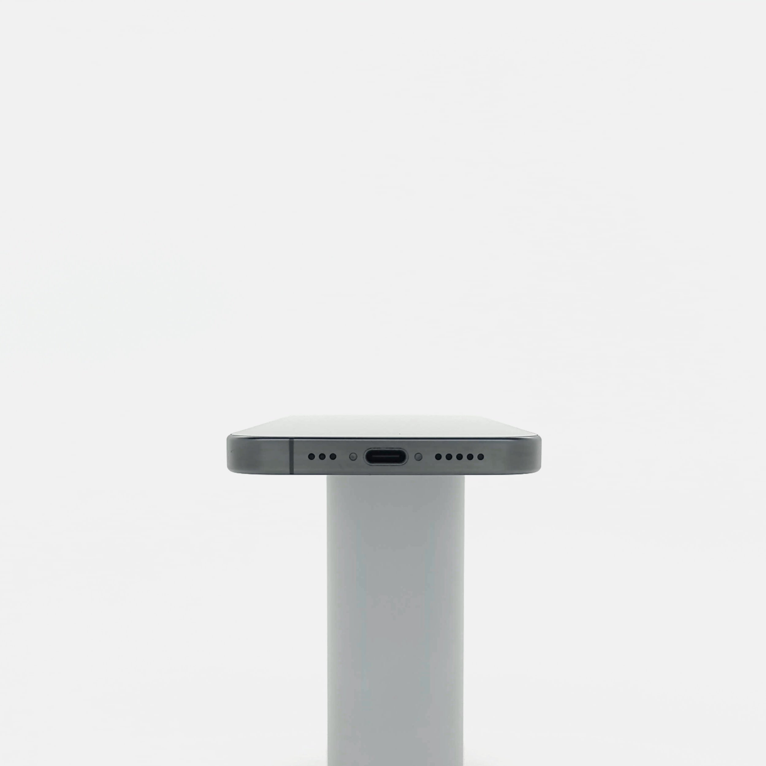 95新 Apple iPhone 15 Pro 128G 黑色鈦金屬 中國大陸版