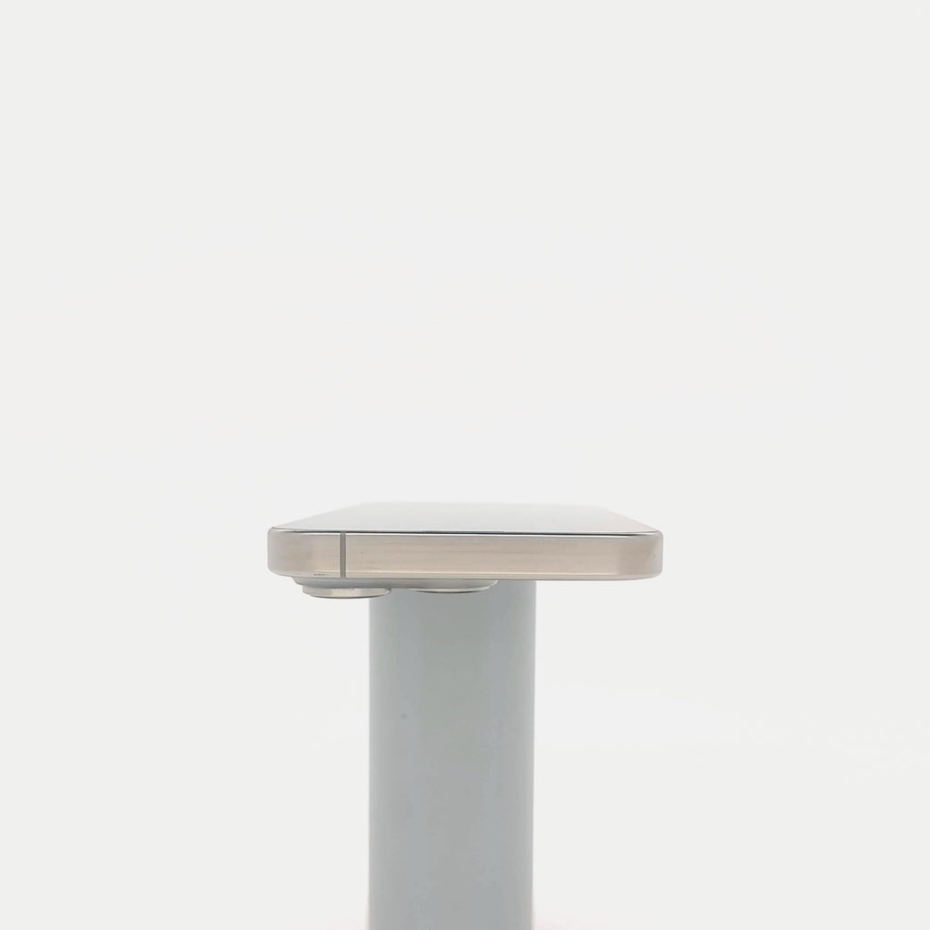 95新 Apple iPhone 16 Pro 256G 原色鈦金屬 中國大陸版