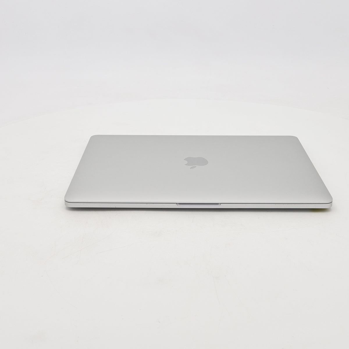 95新 Apple MacBook Pro 22年 13寸 M2（8+10核） 8G RAM 512G SSD 銀色