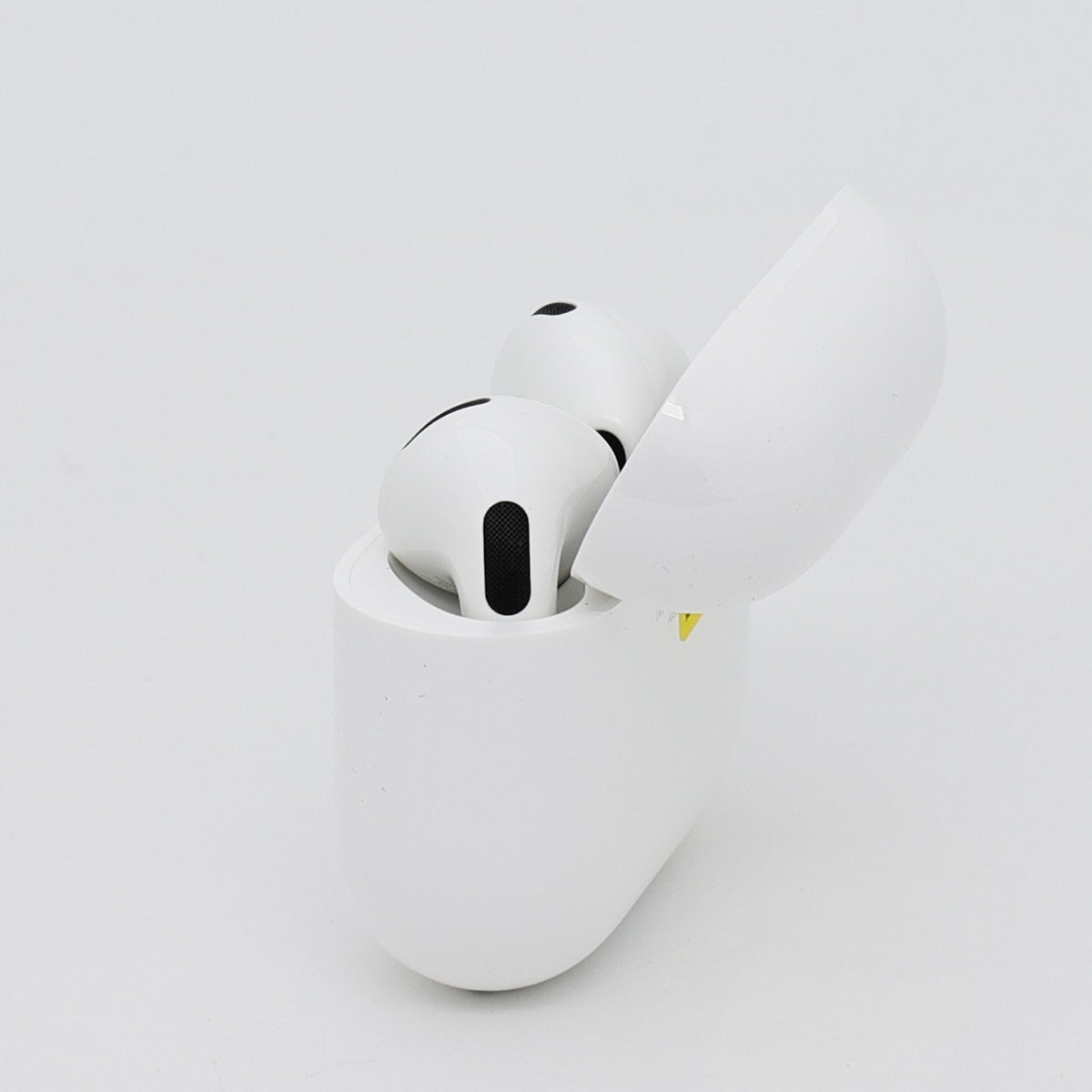 99新 Apple AirPods 4 (支持主動降噪) 白色