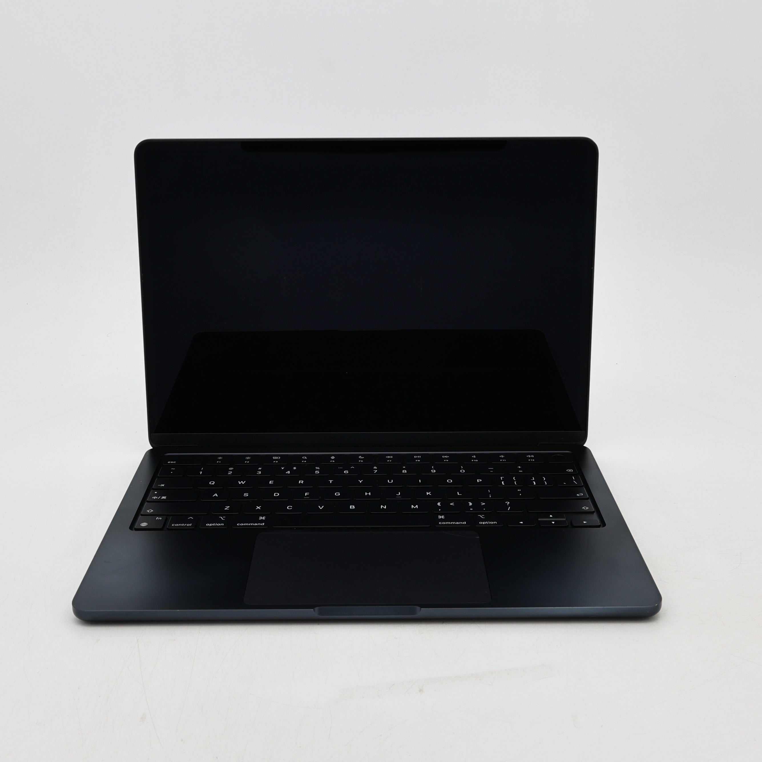95新 Apple MacBook Air 22年 13寸 M2（8+8核） 8G RAM 256G SSD 午夜色