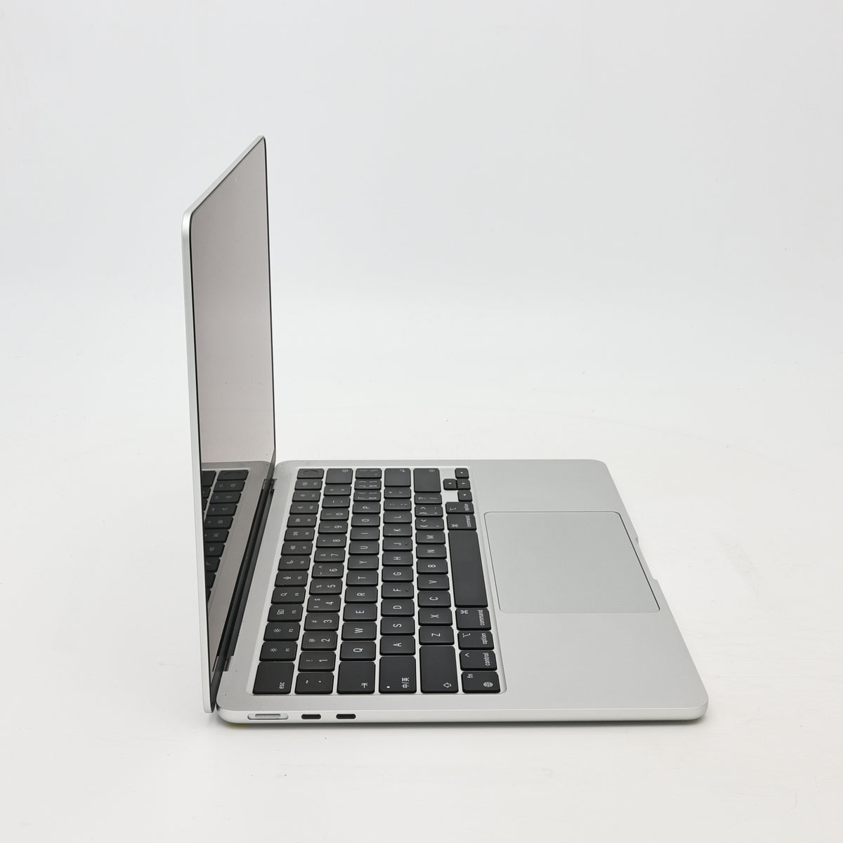 99新 Apple MacBook Air 22年 13寸 M2（8+8核） 8G RAM 256G SSD 銀色