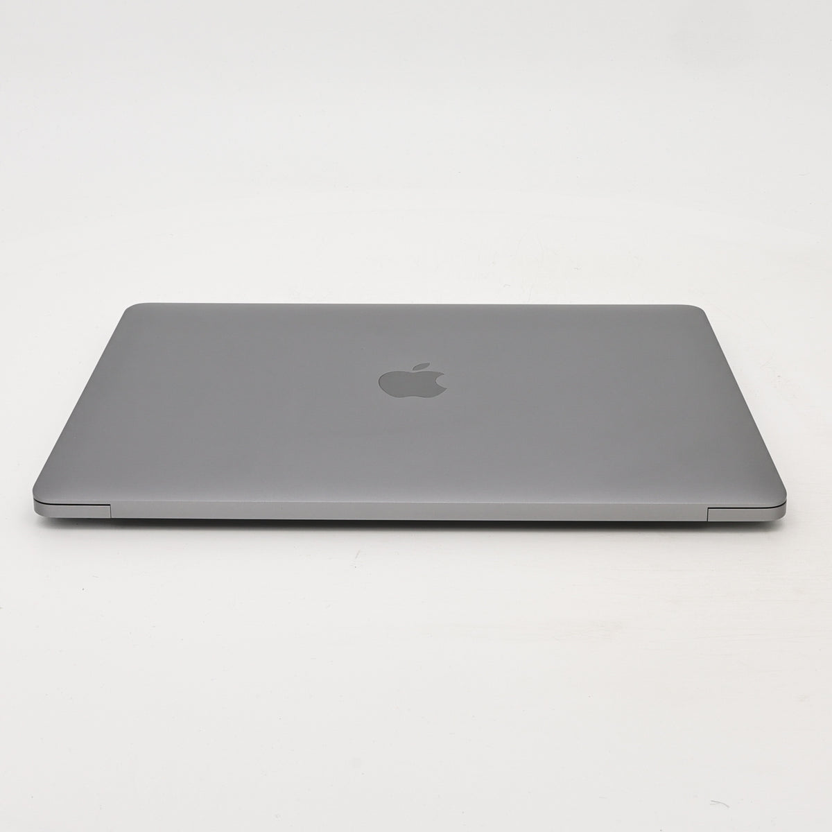95新 Apple MacBook Pro 22年 13寸 M2（8+10核） 8G RAM 512G SSD 深空灰色