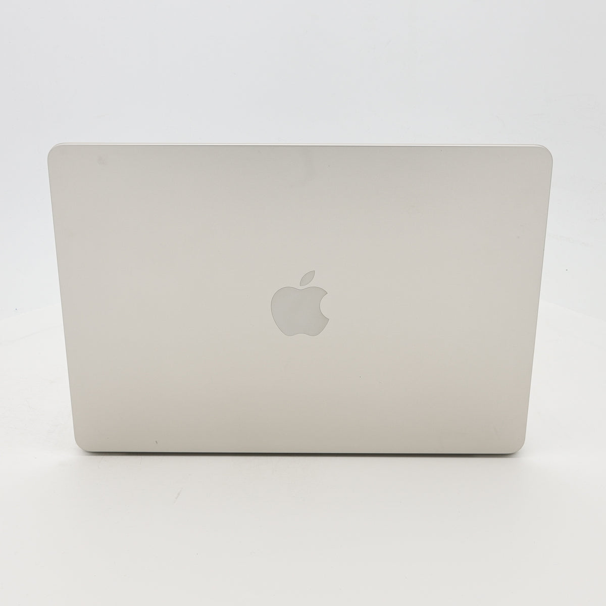 95新 Apple MacBook Air 22年 13寸 M2（8+8核） 8G RAM 256G SSD 星光色
