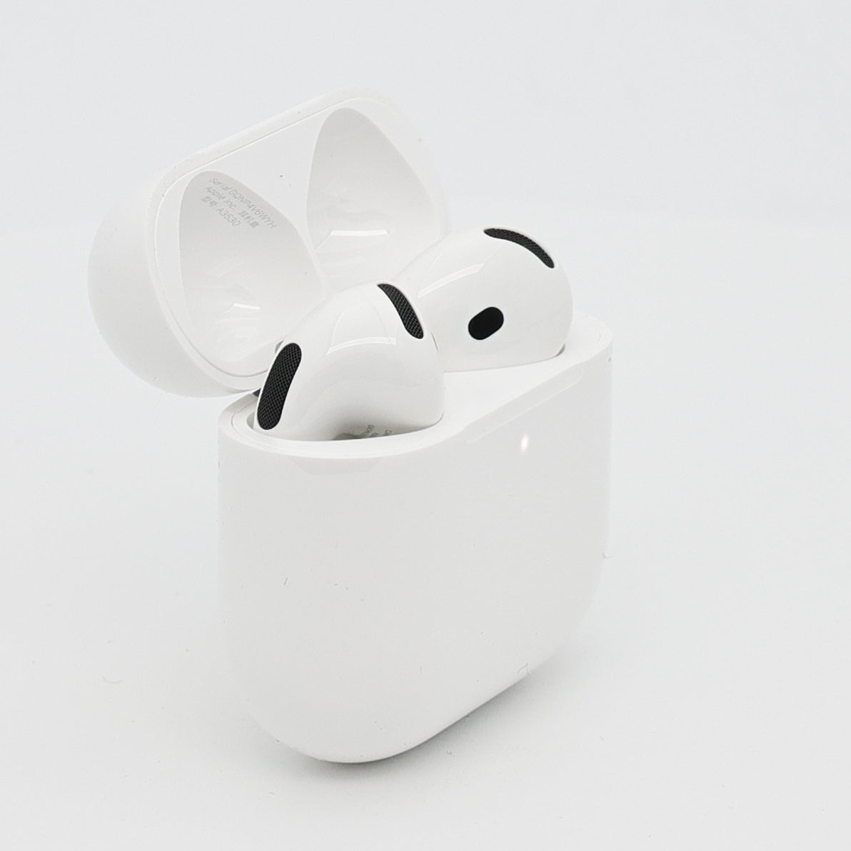 99新 Apple AirPods 5 白色