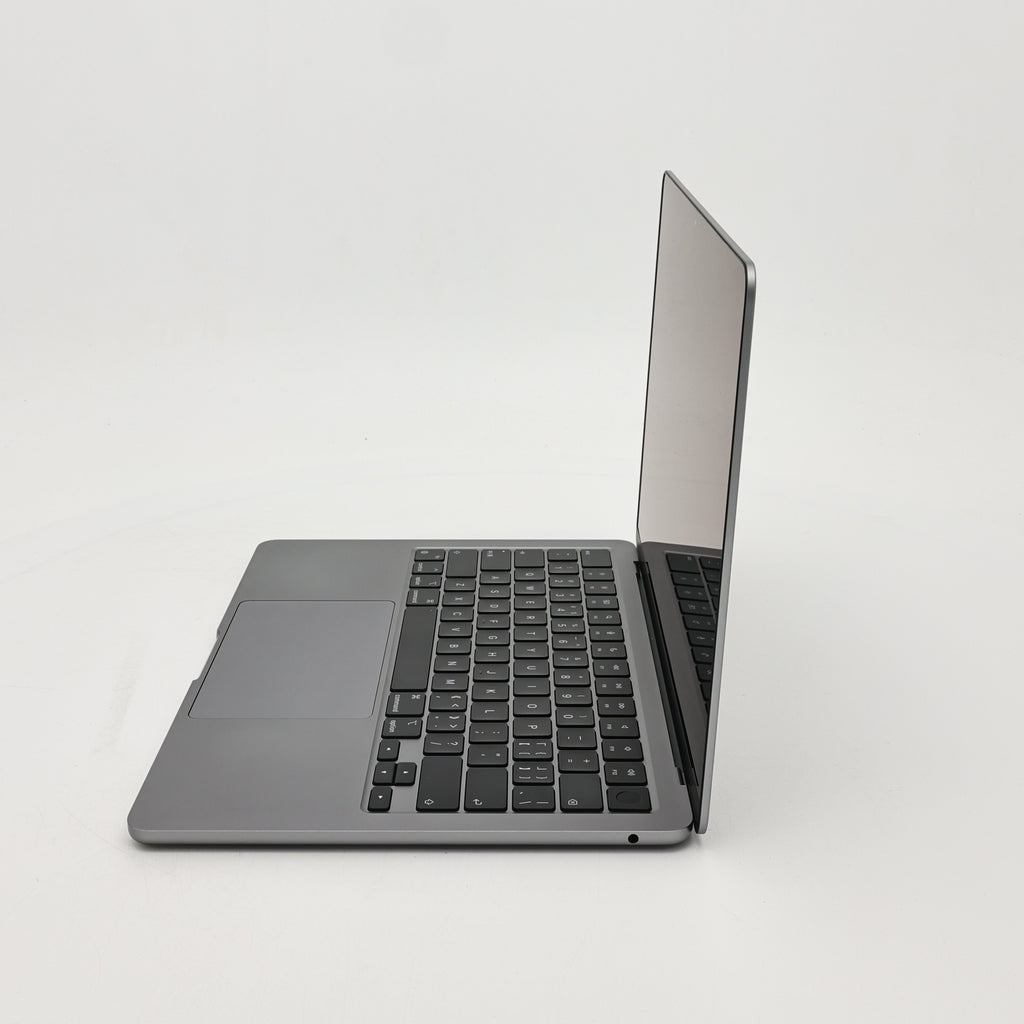 95新 Apple MacBook Air 22年 13寸 M2（8+8核） 8G RAM 256G SSD 深空灰色