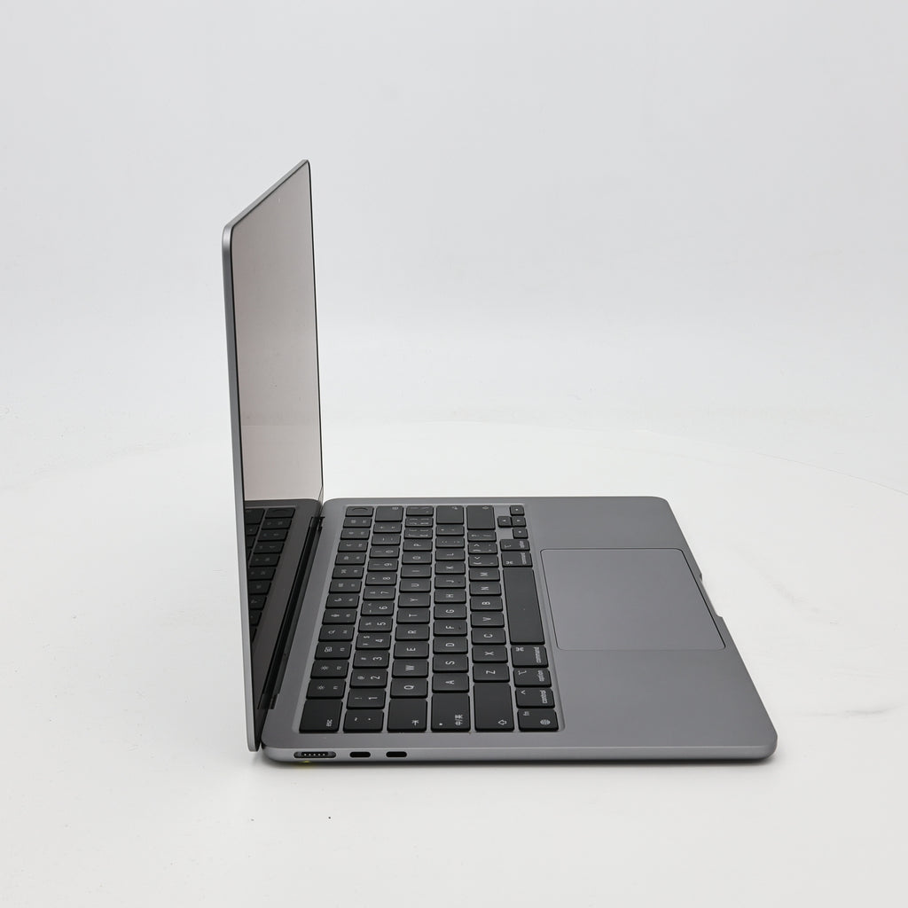 95新 Apple MacBook Air 22年 13寸 M2（8+10核） 16G RAM 256G SSD 深空灰色