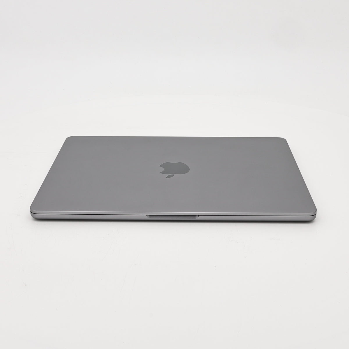 95新 Apple MacBook Air 22年 13寸 M2（8+8核） 16G RAM 256G SSD 深空灰色