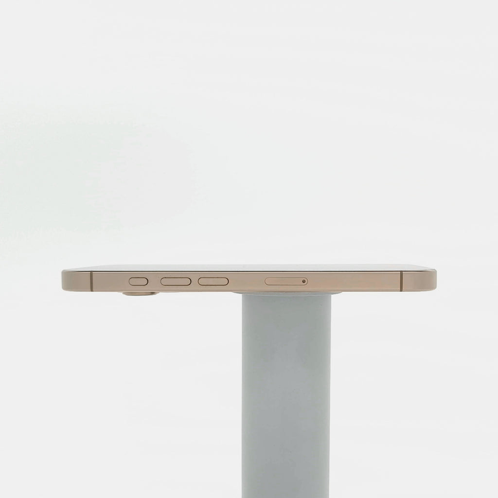95新 Apple iPhone 16 Pro 256G 沙漠色鈦金屬 中國大陸版