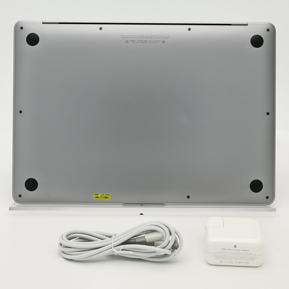 95新 Apple MacBook Air 20年 13寸 i5 1.1G 8G RAM 512G SSD 深空灰色