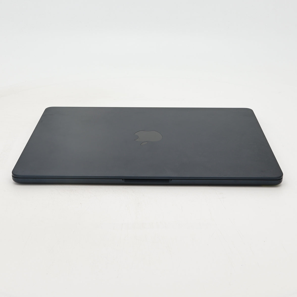 95新 Apple MacBook Air 22年 13寸 M2（8+8核） 8G RAM 512G SSD 午夜色