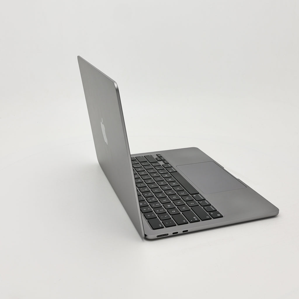 95新 Apple MacBook Air 22年 13寸 M2（8+10核） 8G RAM 512G SSD 深空灰色