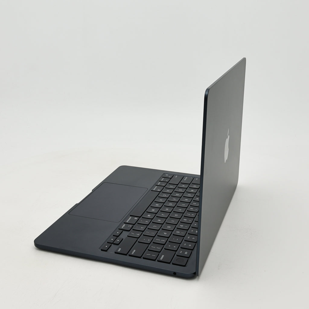95新 Apple MacBook Air 22年 13寸 M2（8+8核） 8G RAM 256G SSD 午夜色