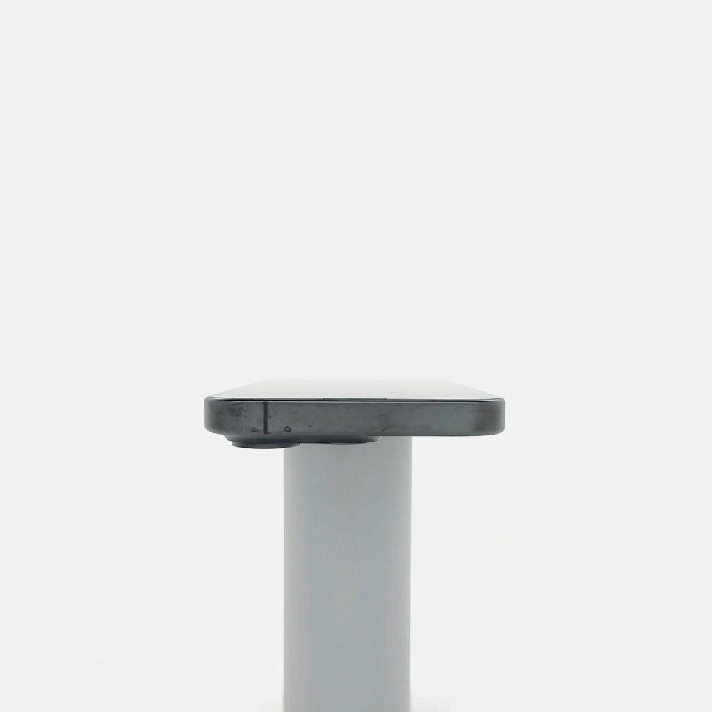 95新 Apple iPhone 15 Pro 128G 黑色鈦金屬 中國大陸版