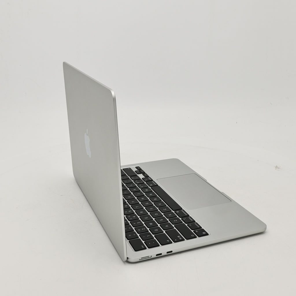 99新 Apple MacBook Air 22年 13寸 M2（8+8核） 16G RAM 256G SSD 銀色