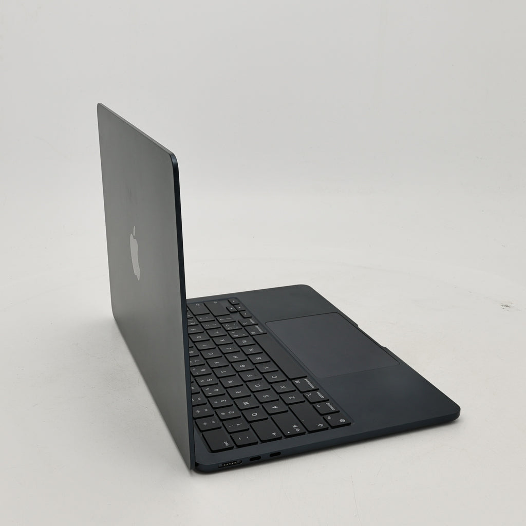 95新 Apple MacBook Air 22年 13寸 M2（8+8核） 16G RAM 256G SSD 午夜色