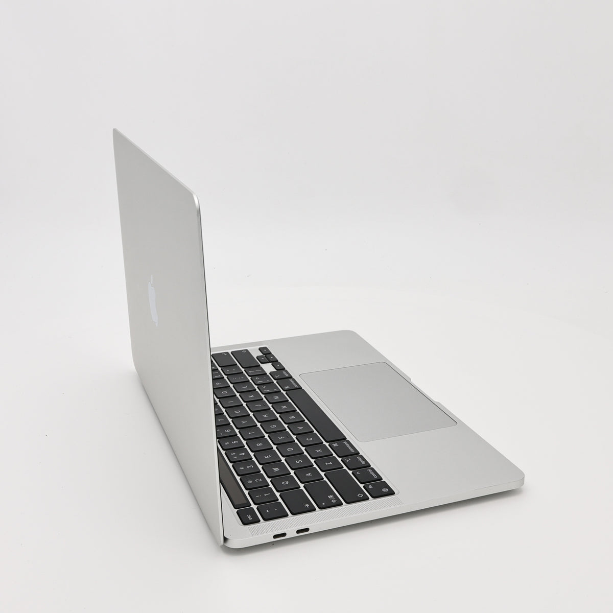 95新 Apple MacBook Pro 22年 13寸 M2（8+10核） 8G RAM 512G SSD 銀色