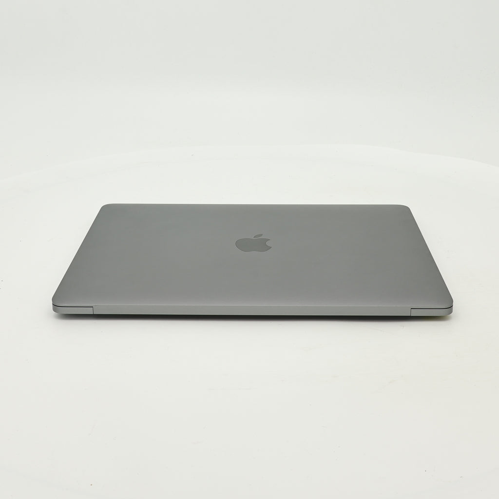 95新 Apple MacBook Pro 22年 13寸 M2（8+10核） 8G RAM 512G SSD 深空灰色