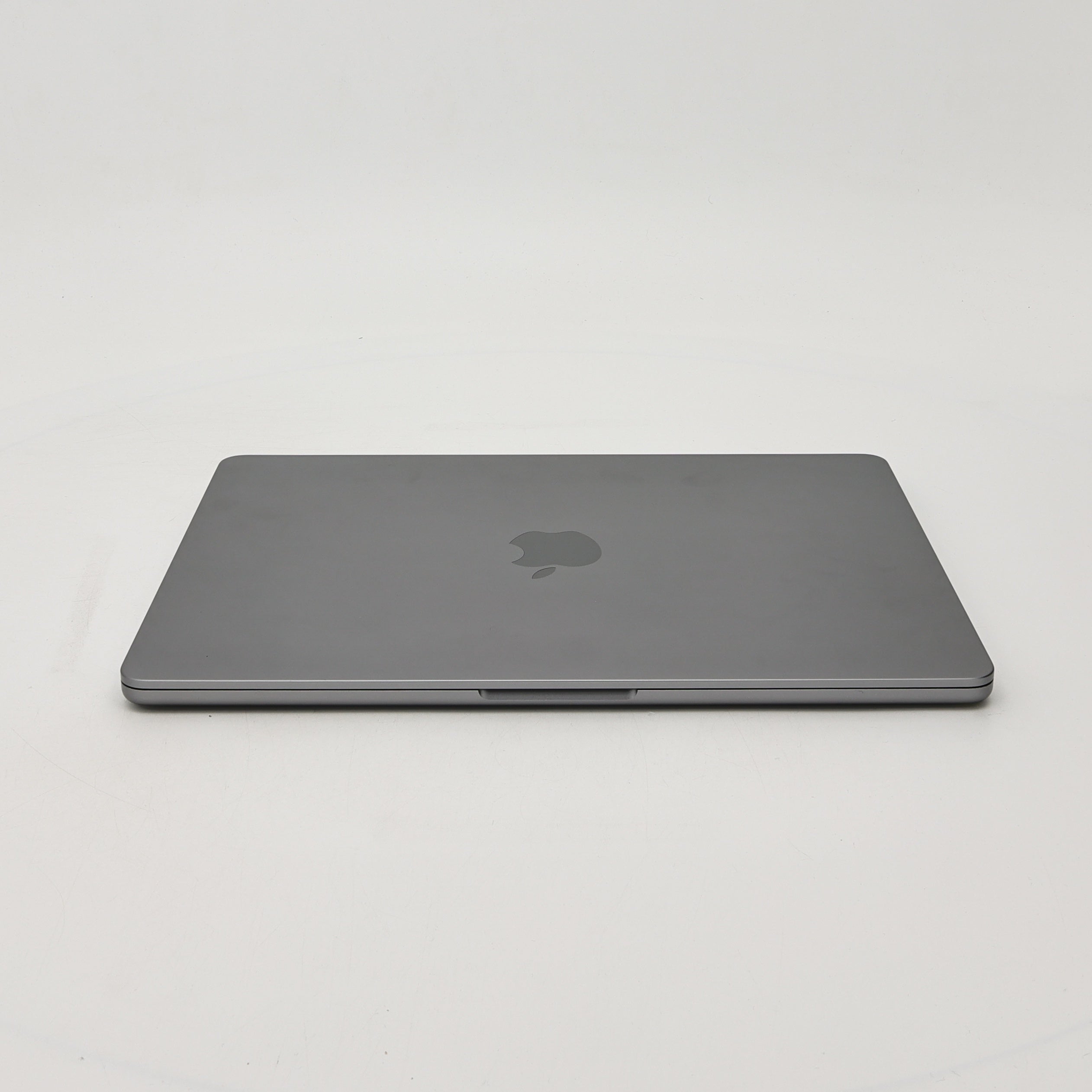 95新 Apple MacBook Air 22年 13寸 M2（8+8核） 8G RAM 256G SSD 深空灰色