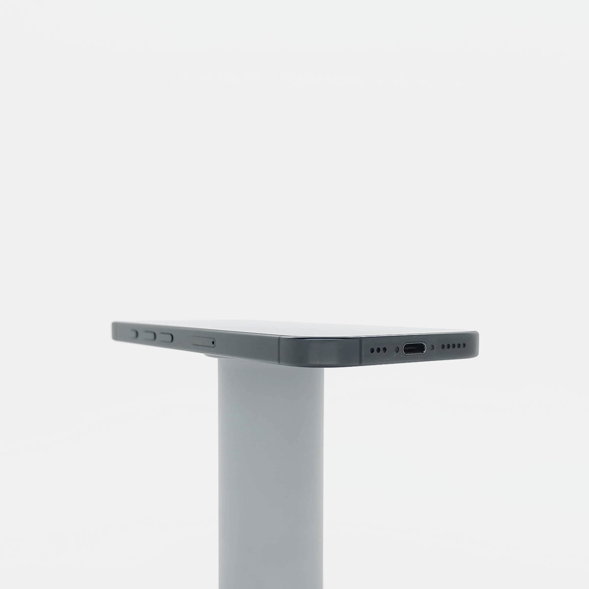 95新 Apple iPhone 16 Pro 128G 黑色鈦金屬 中國大陸版