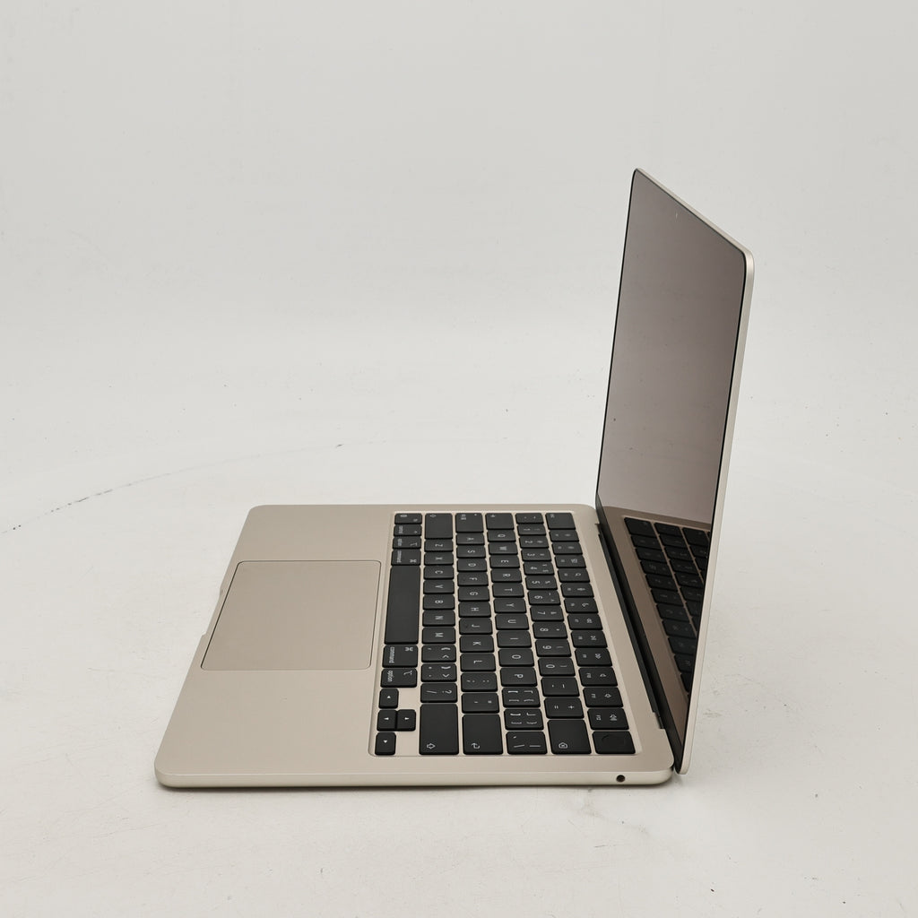 95新 Apple MacBook Air 22年 13寸 M2（8+8核） 8G RAM 256G SSD 星光色