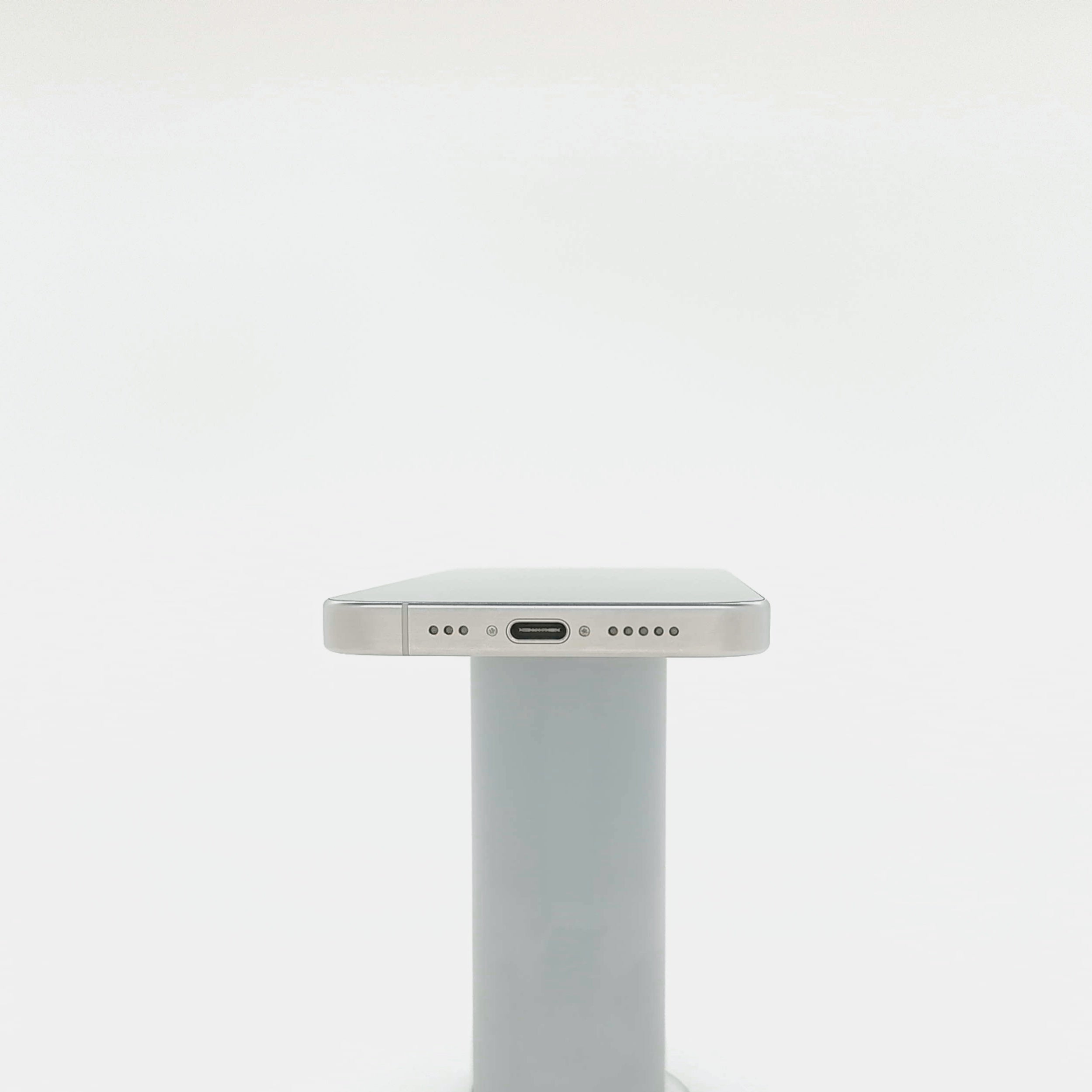 95新 Apple iPhone 15 Pro 128G 白色鈦金屬 中國大陸版