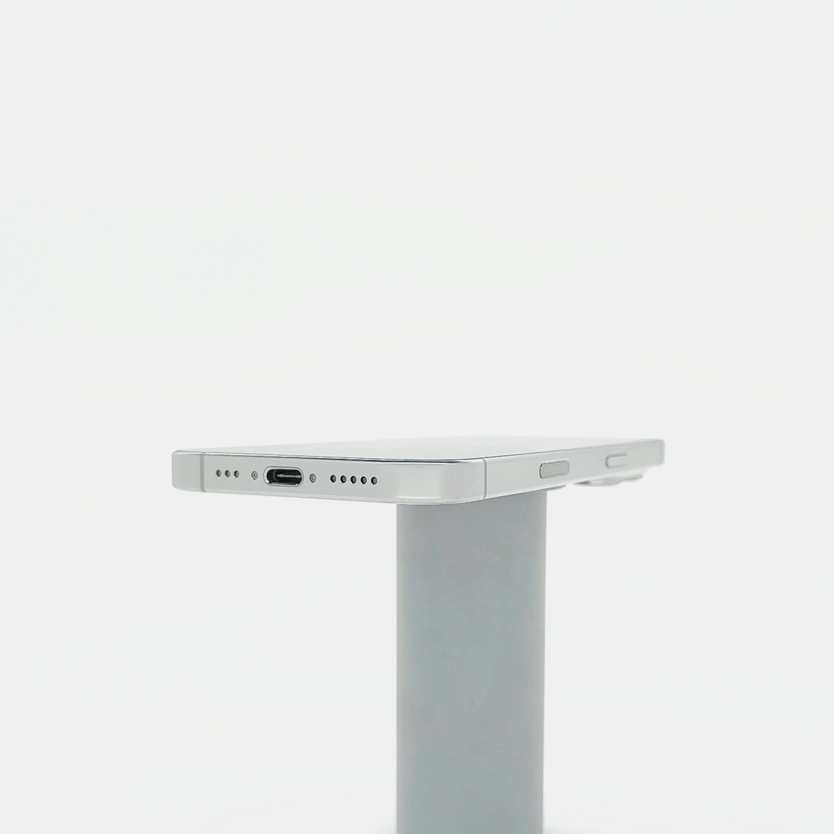 95新 Apple iPhone 16 Pro 128G 白色鈦金屬 中國大陸版