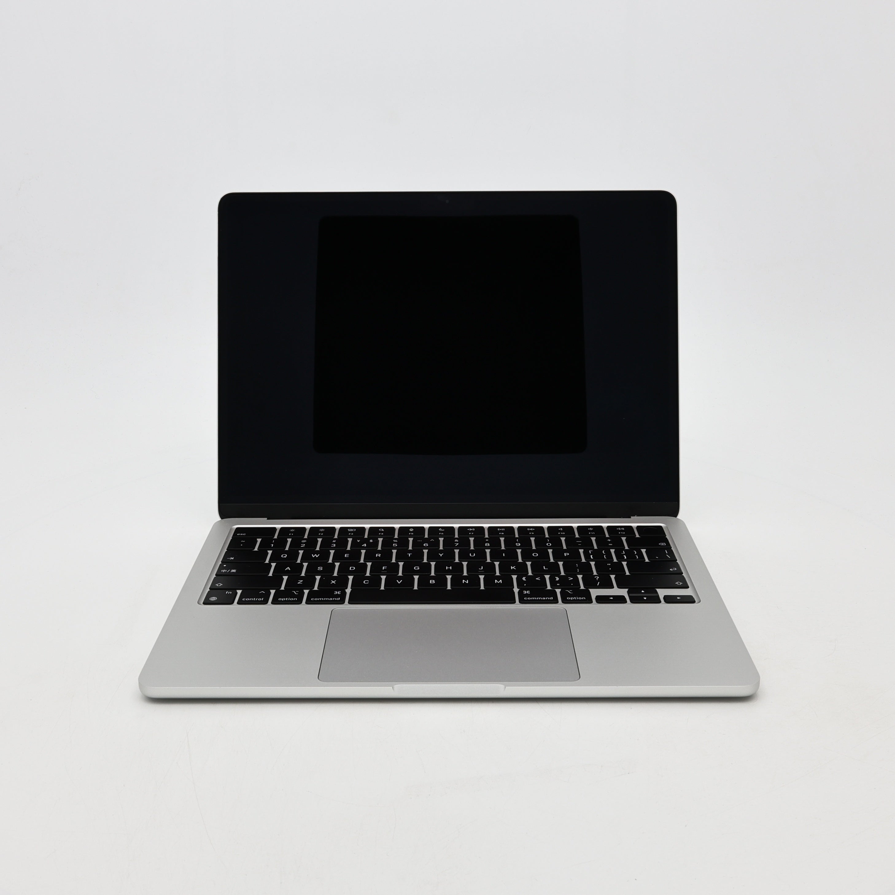 95新 Apple MacBook Air 22年 13寸 M2（8+8核） 16G RAM 256G SSD 銀色