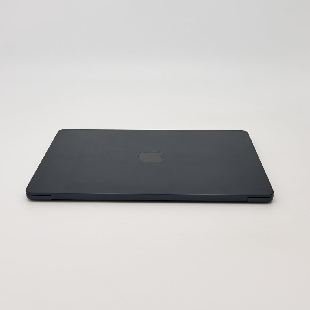 95新 Apple MacBook Air 22年 13寸 M2（8+10核） 16G RAM 256G SSD 午夜色