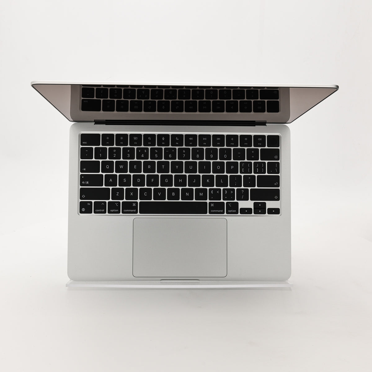 95新 Apple MacBook Air 22年 13寸 M2（8+8核） 8G RAM 256G SSD 銀色