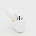 99新 Apple AirPods 5 白色