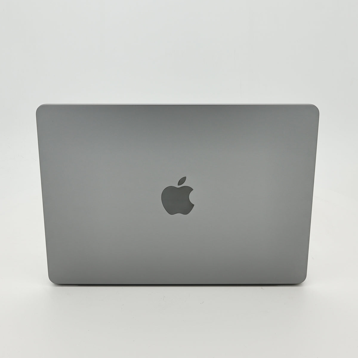 99新 Apple MacBook Air 22年 13寸 M2（8+8核） 8G RAM 256G SSD 深空灰色