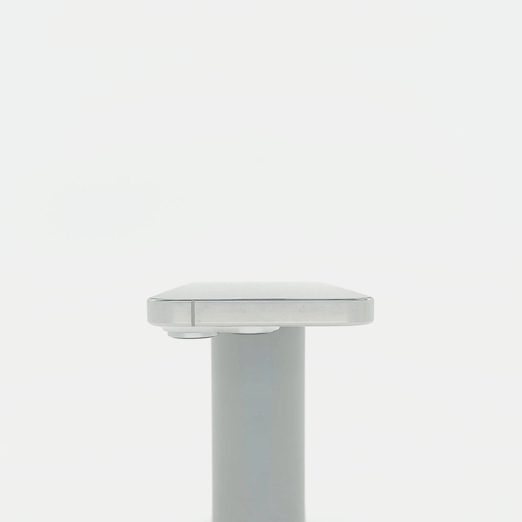 95新 Apple iPhone 16 Pro 128G 白色鈦金屬 中國大陸版