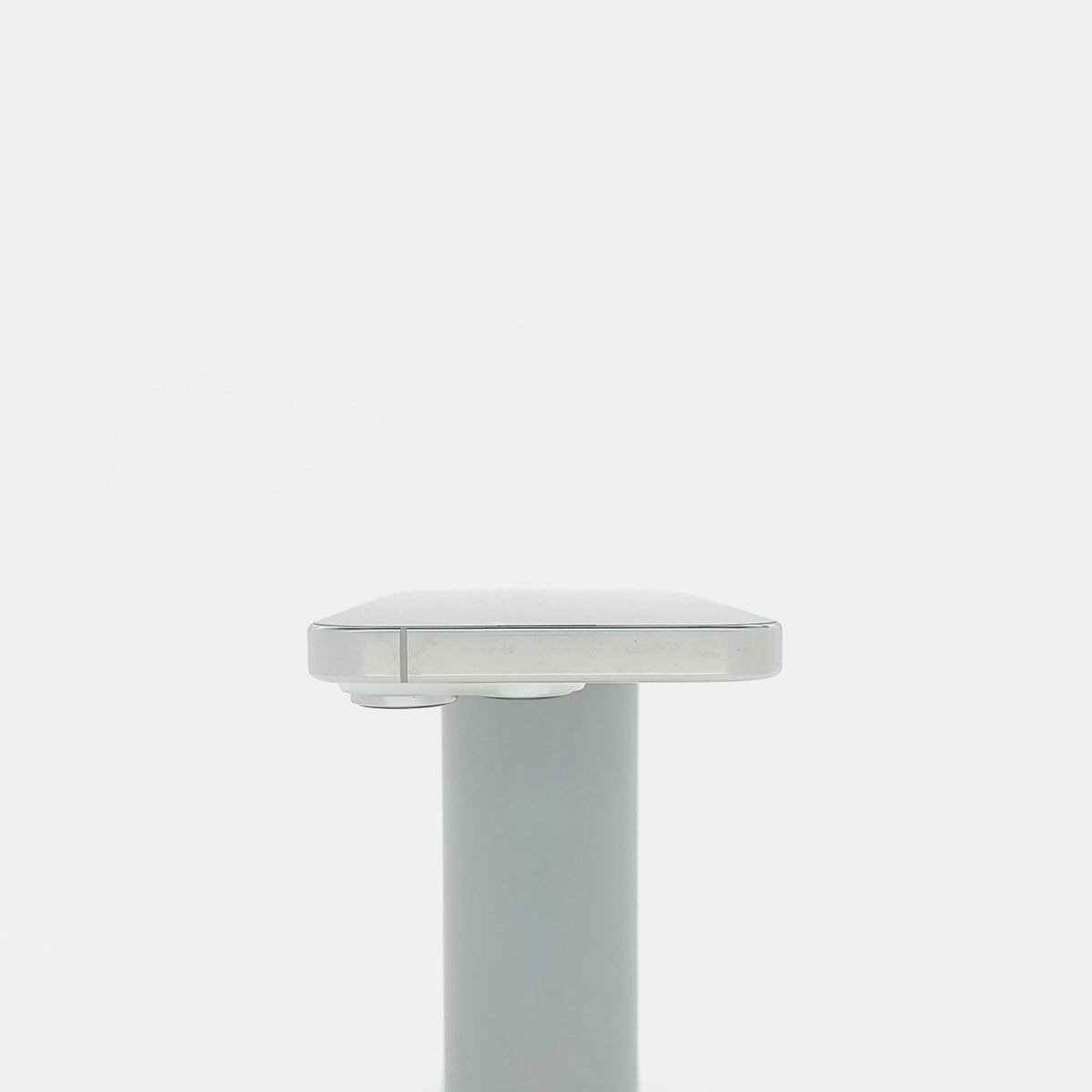 95新 Apple iPhone 16 Pro 128G 白色鈦金屬 中國大陸版