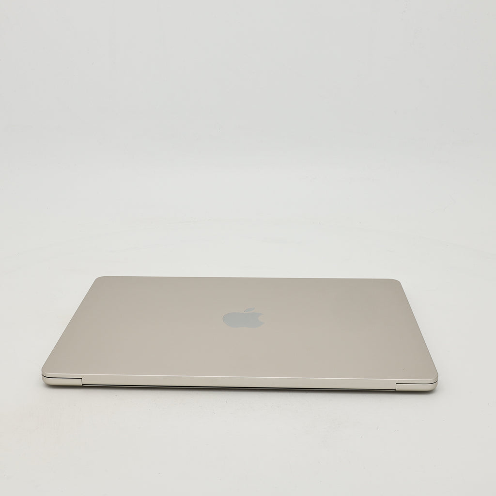 95新 Apple MacBook Air 22年 13寸 M2（8+8核） 8G RAM 256G SSD 星光色